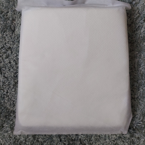 Baby Crib Wedge Pillow. - Picture 3 of 5